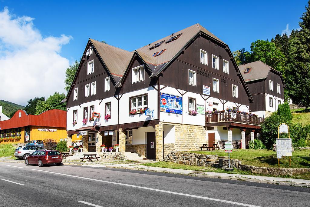 Hotel Hela Pec pod Snezkou Exterior photo